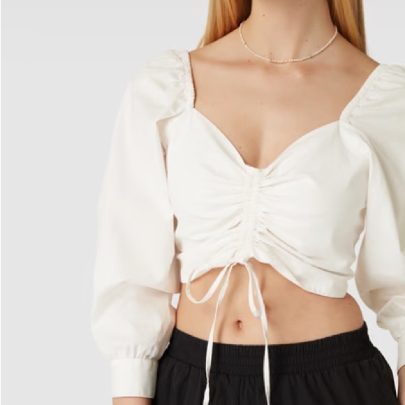 NWT LEVI’S Devin White Cropped Puff Sleeve Blouse Women Size Medium - Picture 9 of 12